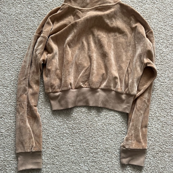 Velvet cropped hoodie - Picture 3 of 4